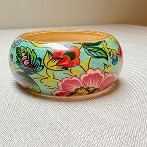 Lucite Fabric Over Wood Oversized Floral Bangle Bracelet